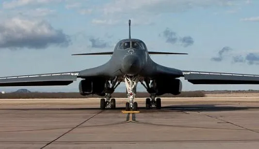 2-a-b-1b-lancer2.jpg